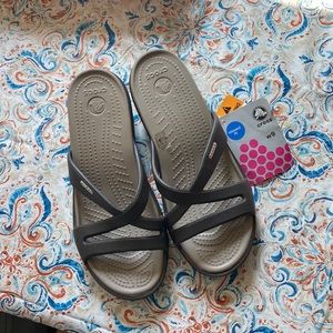 Crocs relax fit